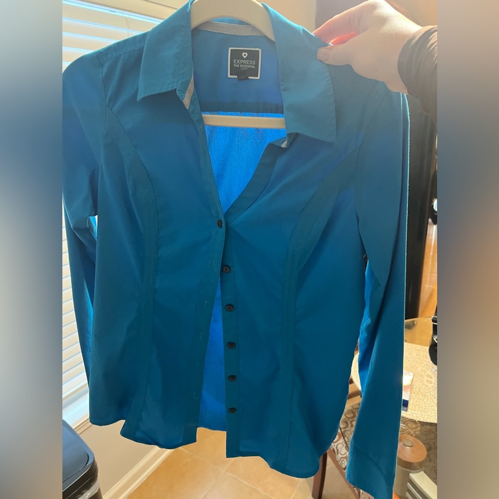 Express collar button down
